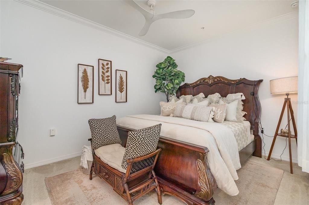 На продажу: $255,000 (2 спален, 2 ванн, 1154 Квадратных фут)