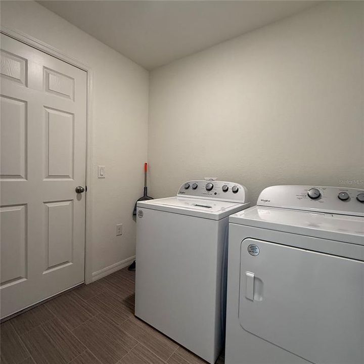 В аренду: $1,650 (3 спален, 2 ванн, 1555 Квадратных фут)