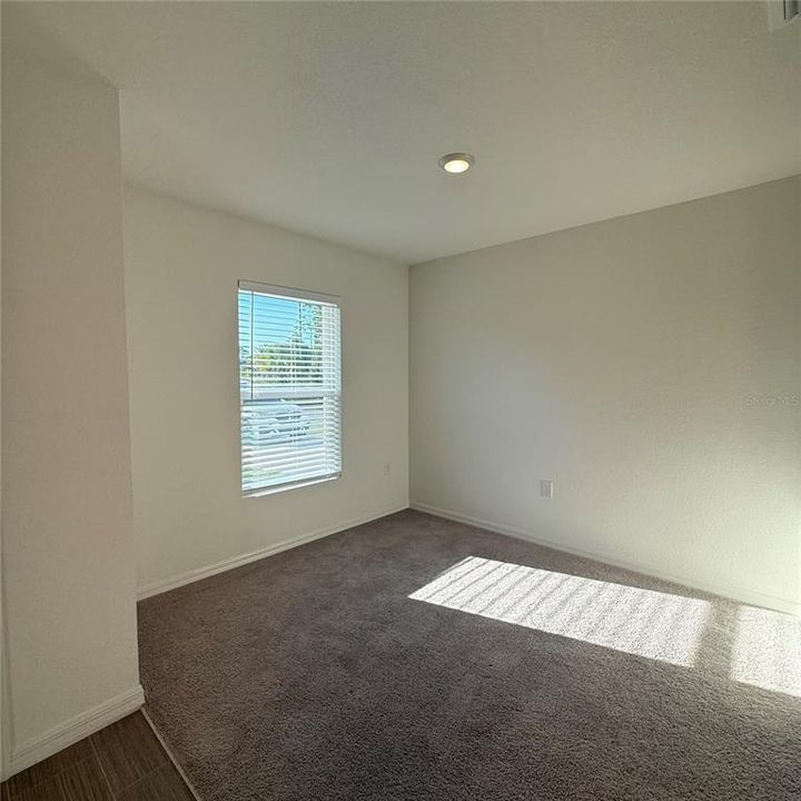 В аренду: $1,650 (3 спален, 2 ванн, 1555 Квадратных фут)