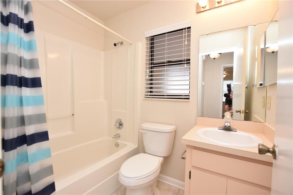 出租: $1,650 (2 贝兹, 2 浴室, 1342 平方英尺)