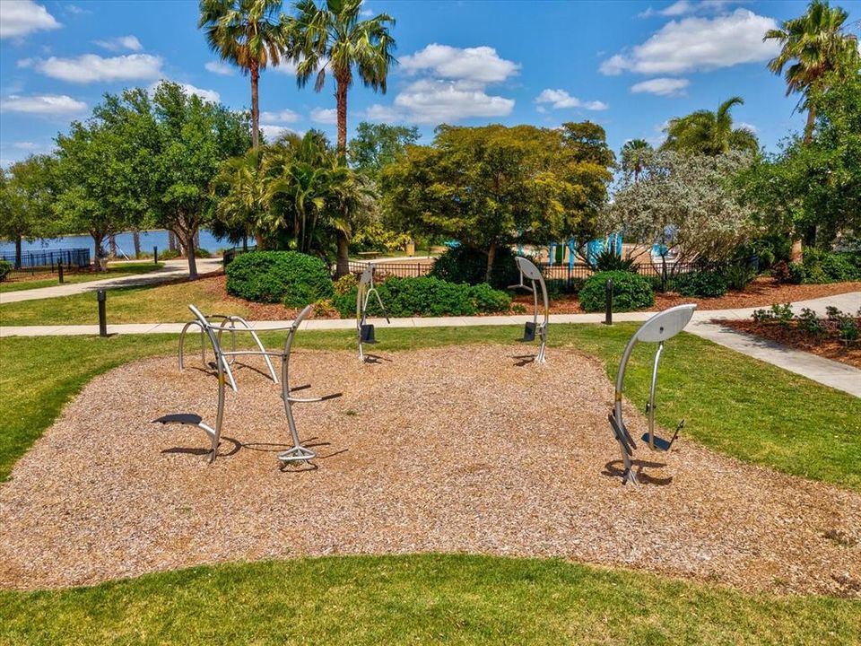 For Sale: $949,990 (4 beds, 4 baths, 3228 Square Feet)