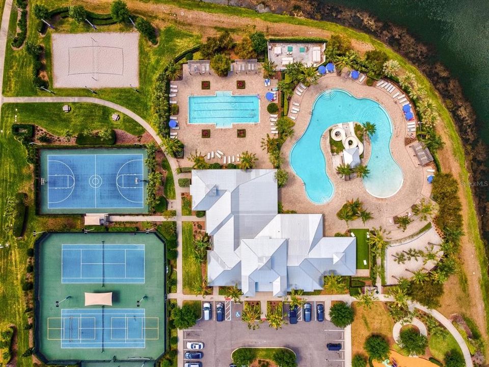 For Sale: $949,990 (4 beds, 4 baths, 3228 Square Feet)