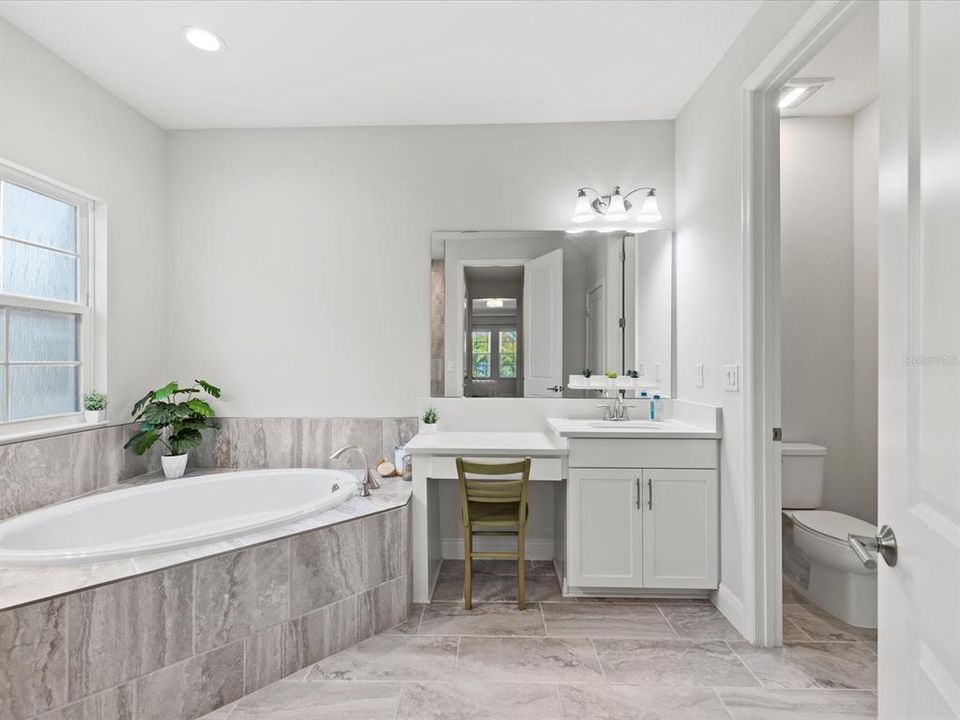 For Sale: $949,990 (4 beds, 4 baths, 3228 Square Feet)