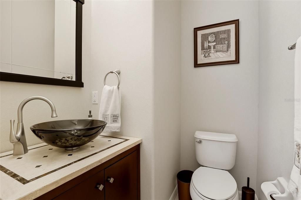 Под контрактом: $296,500 (3 спален, 2 ванн, 1514 Квадратных фут)