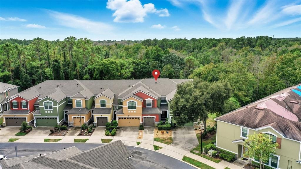 Под контрактом: $296,500 (3 спален, 2 ванн, 1514 Квадратных фут)