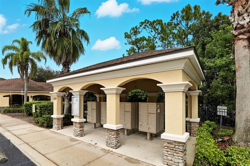 Под контрактом: $296,500 (3 спален, 2 ванн, 1514 Квадратных фут)