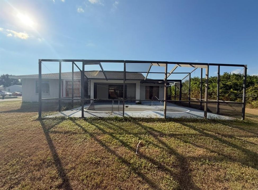 Active With Contract: $209,999 (3 beds, 2 baths, 1498 Square Feet)