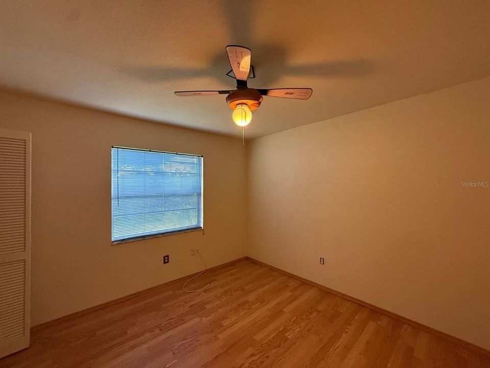 Active With Contract: $209,999 (3 beds, 2 baths, 1498 Square Feet)