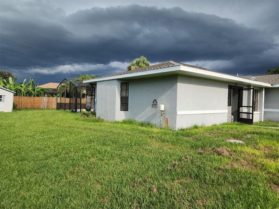 Active With Contract: $209,999 (3 beds, 2 baths, 1498 Square Feet)