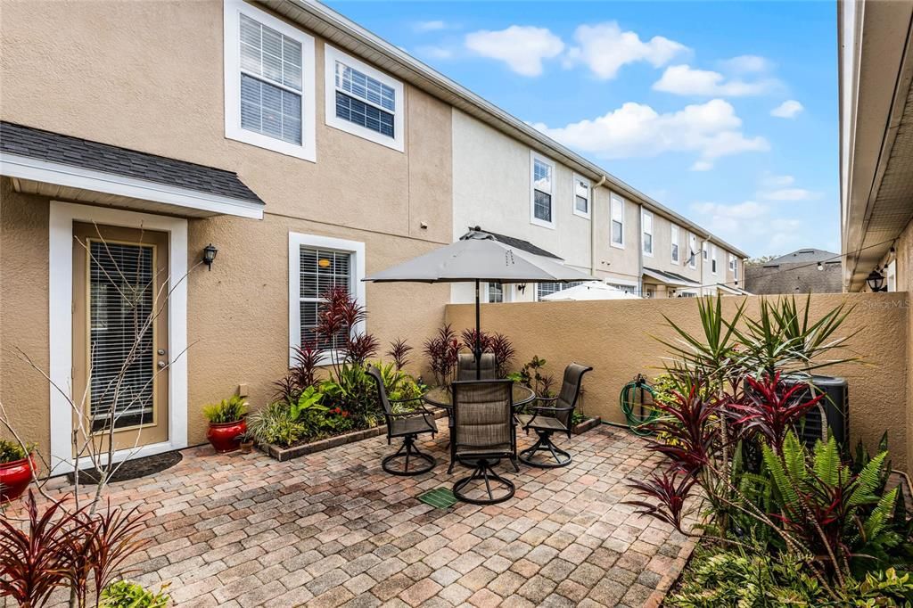 Active With Contract: $425,000 (4 beds, 3 baths, 1504 Square Feet)