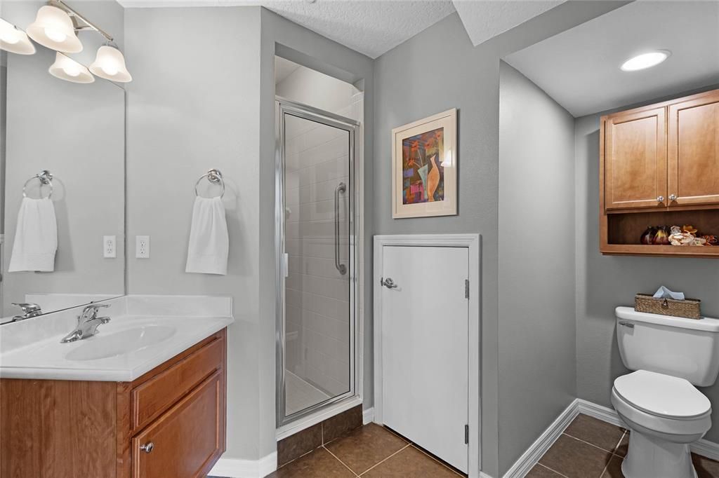 Active With Contract: $425,000 (4 beds, 3 baths, 1504 Square Feet)