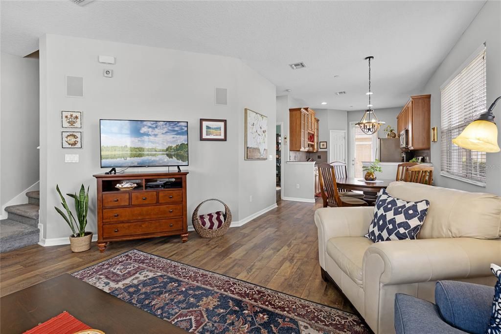 Active With Contract: $425,000 (4 beds, 3 baths, 1504 Square Feet)