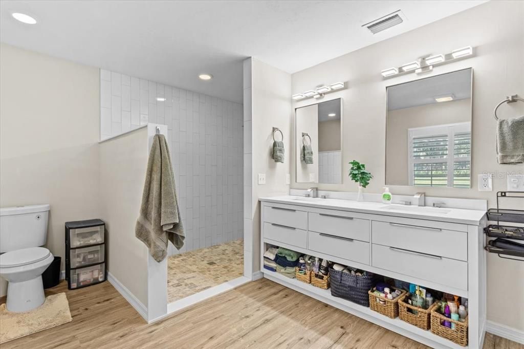 For Sale: $505,000 (3 beds, 3 baths, 1972 Square Feet)