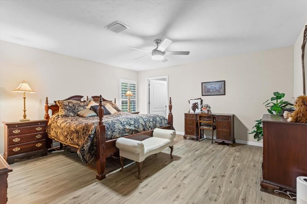 For Sale: $505,000 (3 beds, 3 baths, 1972 Square Feet)