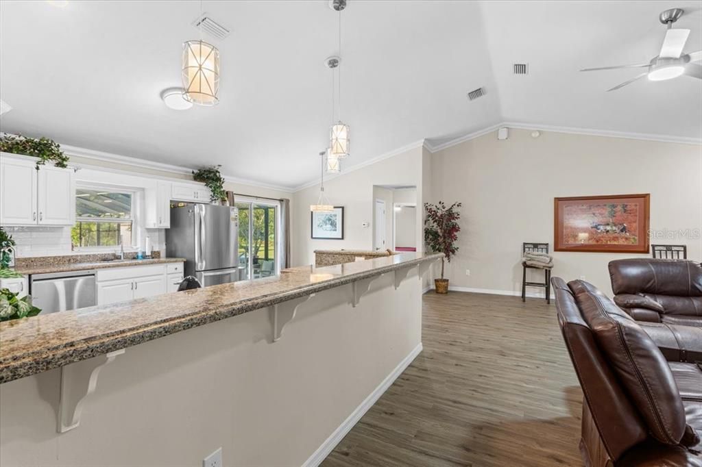 For Sale: $505,000 (3 beds, 3 baths, 1972 Square Feet)