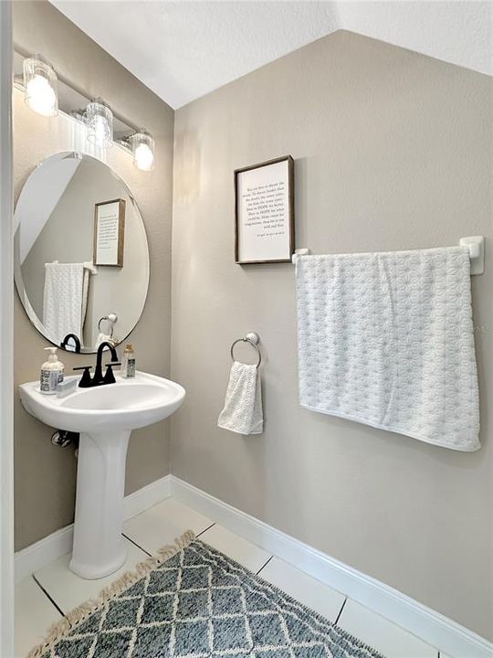 Activo con contrato: $309,000 (2 camas, 2 baños, 1293 Pies cuadrados)