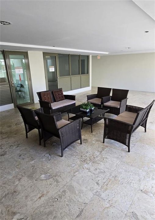 На продажу: $625,000 (3 спален, 2 ванн, 1880 Квадратных фут)