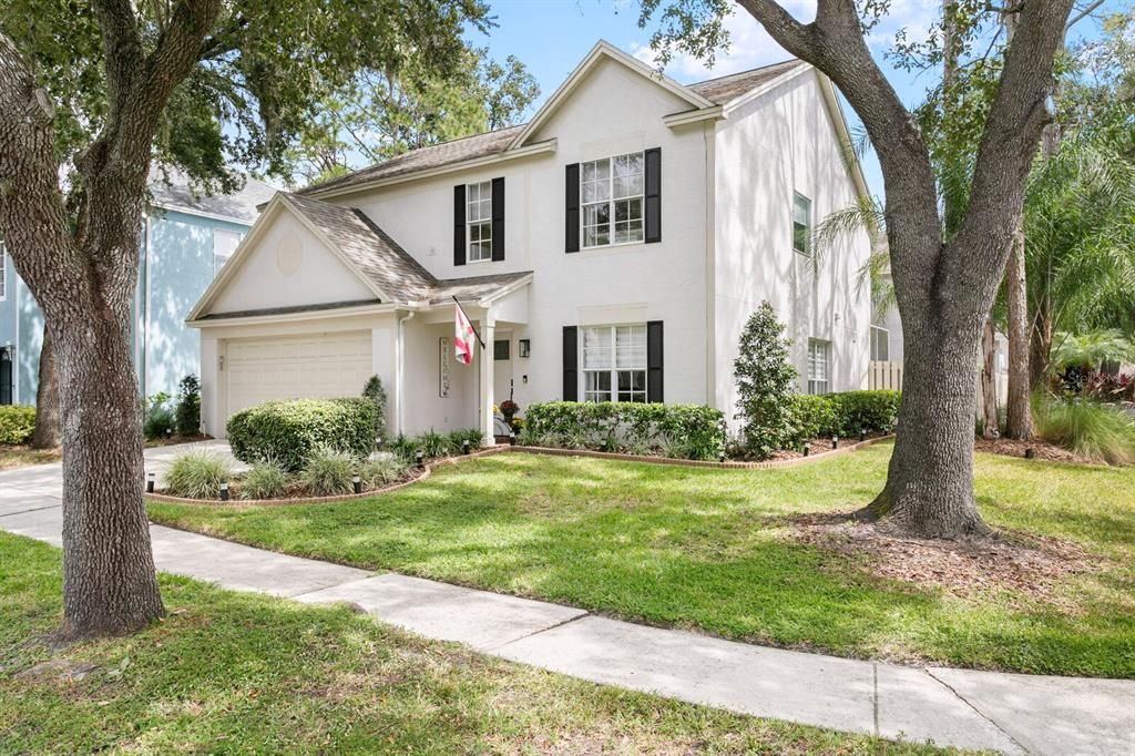 合同活跃: $551,000 (3 贝兹, 2 浴室, 2022 平方英尺)