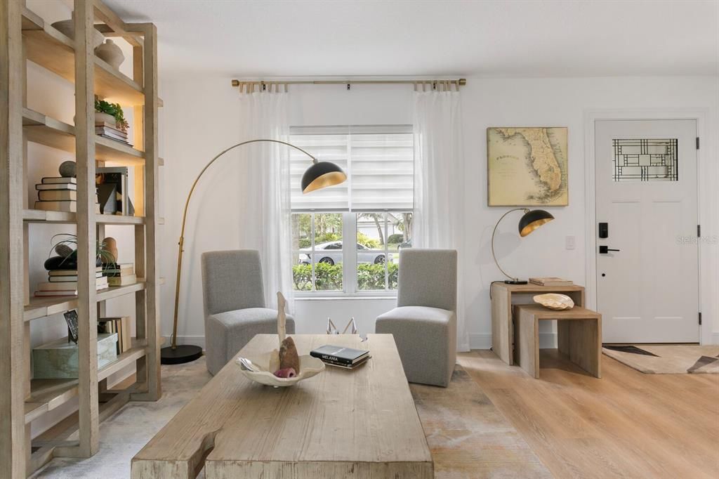 合同活跃: $551,000 (3 贝兹, 2 浴室, 2022 平方英尺)