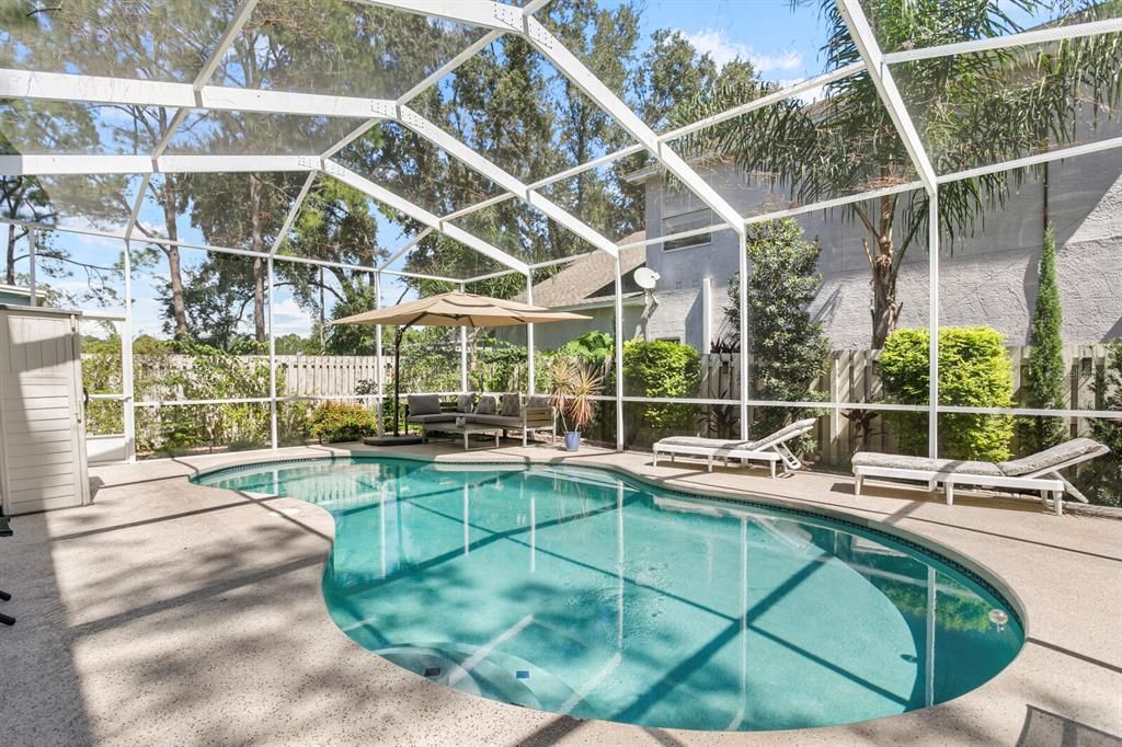 合同活跃: $551,000 (3 贝兹, 2 浴室, 2022 平方英尺)