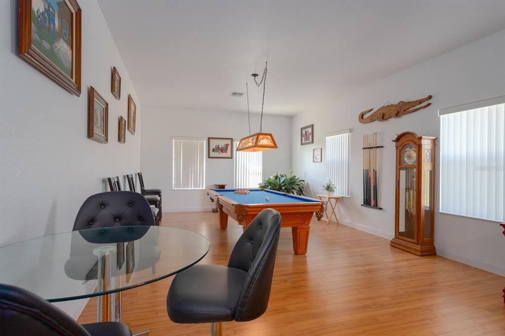 For Sale: $599,000 (3 beds, 2 baths, 2555 Square Feet)