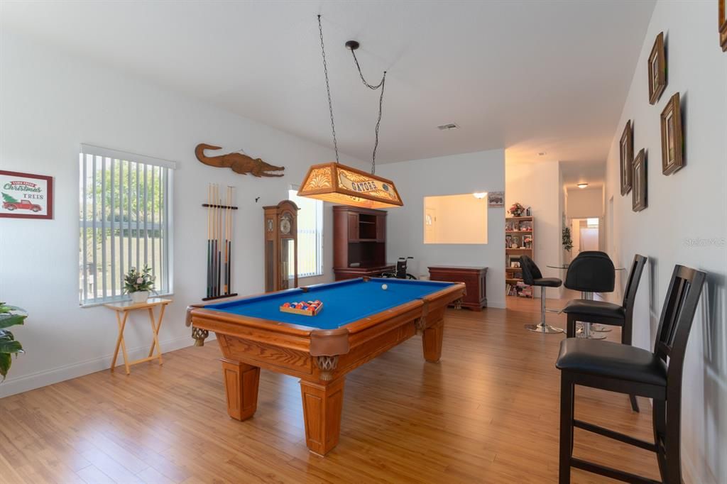 For Sale: $599,000 (3 beds, 2 baths, 2555 Square Feet)