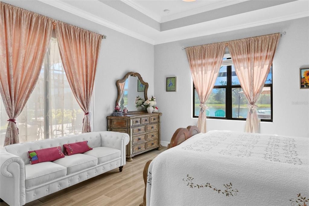 待售: $900,000 (3 贝兹, 2 浴室, 2016 平方英尺)