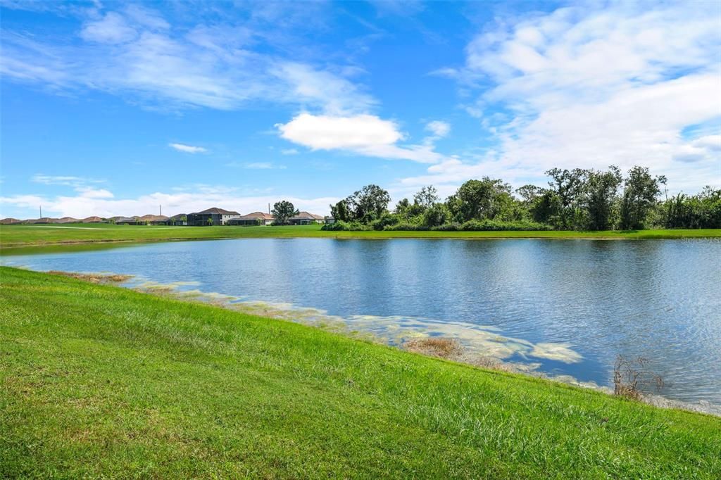 待售: $900,000 (3 贝兹, 2 浴室, 2016 平方英尺)