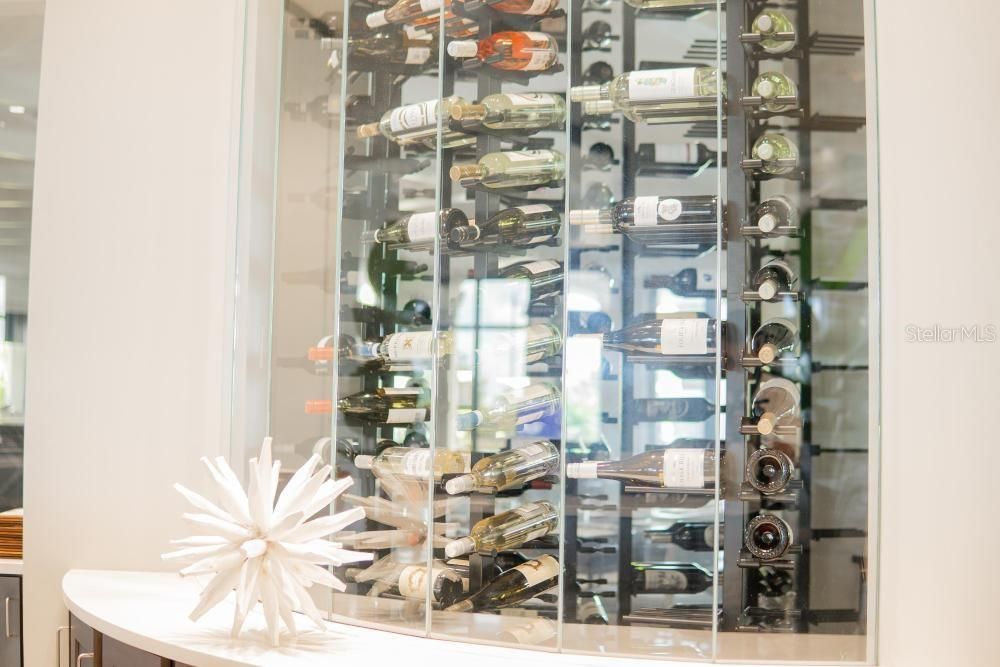 待售: $900,000 (3 贝兹, 2 浴室, 2016 平方英尺)