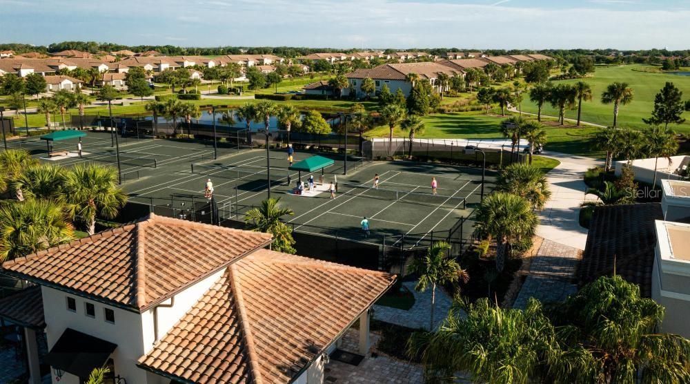 待售: $900,000 (3 贝兹, 2 浴室, 2016 平方英尺)