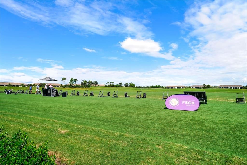 待售: $900,000 (3 贝兹, 2 浴室, 2016 平方英尺)