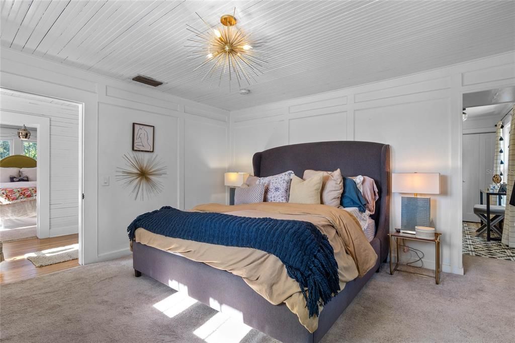 For Sale: $579,900 (3 beds, 2 baths, 2600 Square Feet)