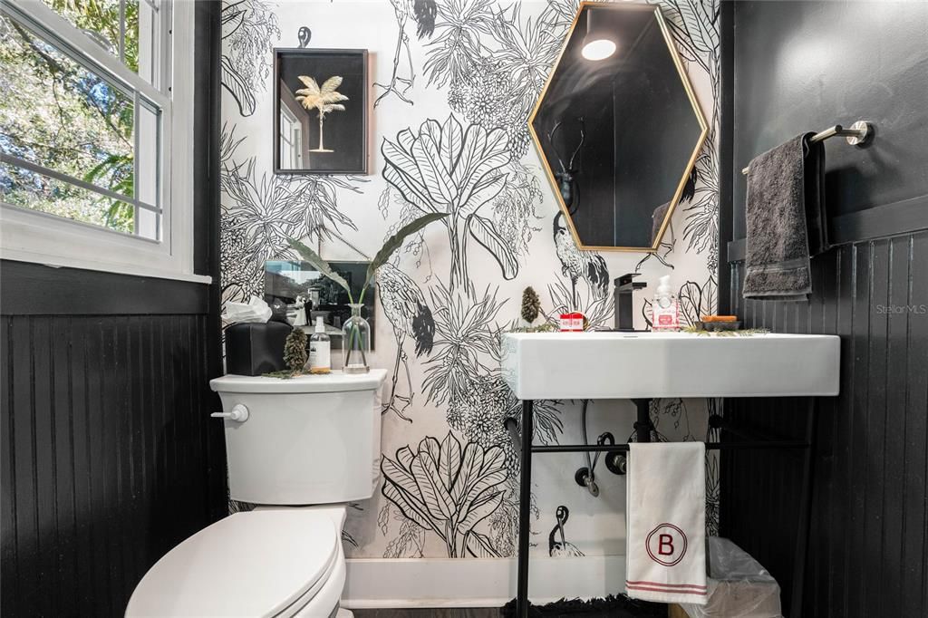 For Sale: $579,900 (3 beds, 2 baths, 2600 Square Feet)