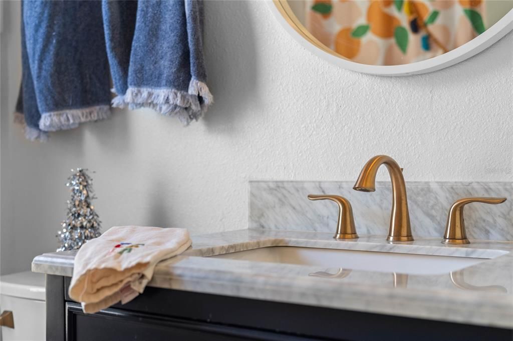 For Sale: $579,900 (3 beds, 2 baths, 2600 Square Feet)