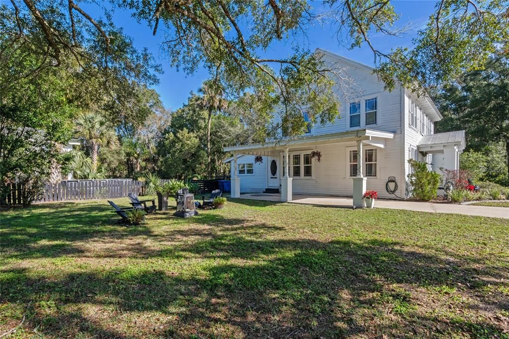 For Sale: $579,900 (3 beds, 2 baths, 2600 Square Feet)