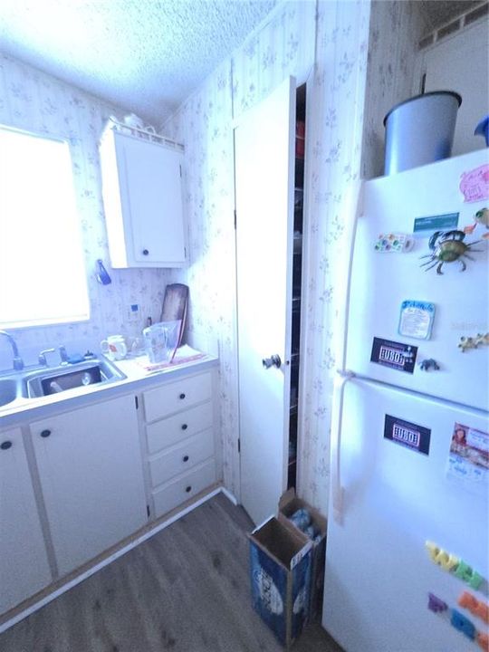 待售: $157,800 (2 贝兹, 2 浴室, 1248 平方英尺)