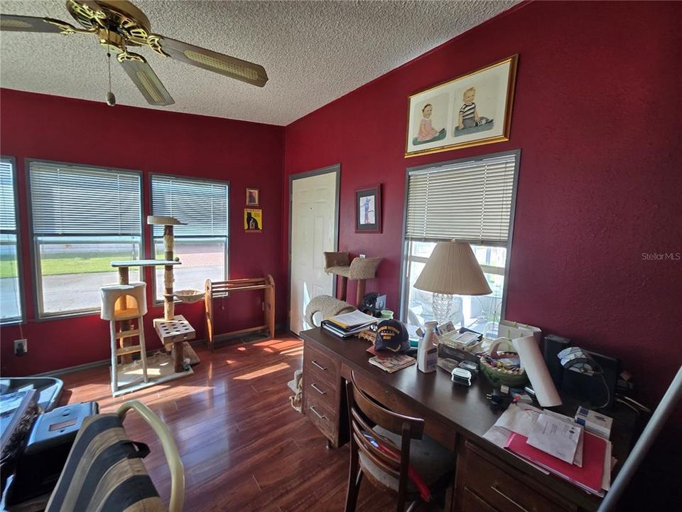 待售: $157,800 (2 贝兹, 2 浴室, 1248 平方英尺)