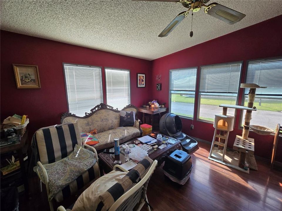 待售: $157,800 (2 贝兹, 2 浴室, 1248 平方英尺)