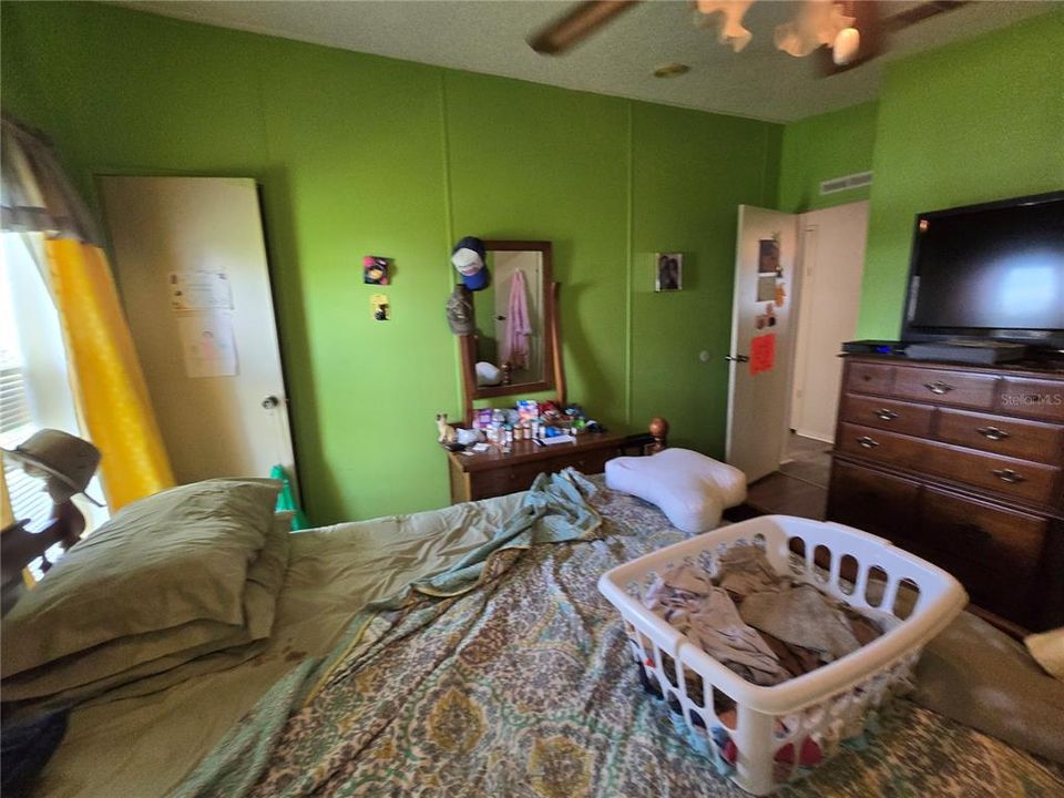 待售: $157,800 (2 贝兹, 2 浴室, 1248 平方英尺)