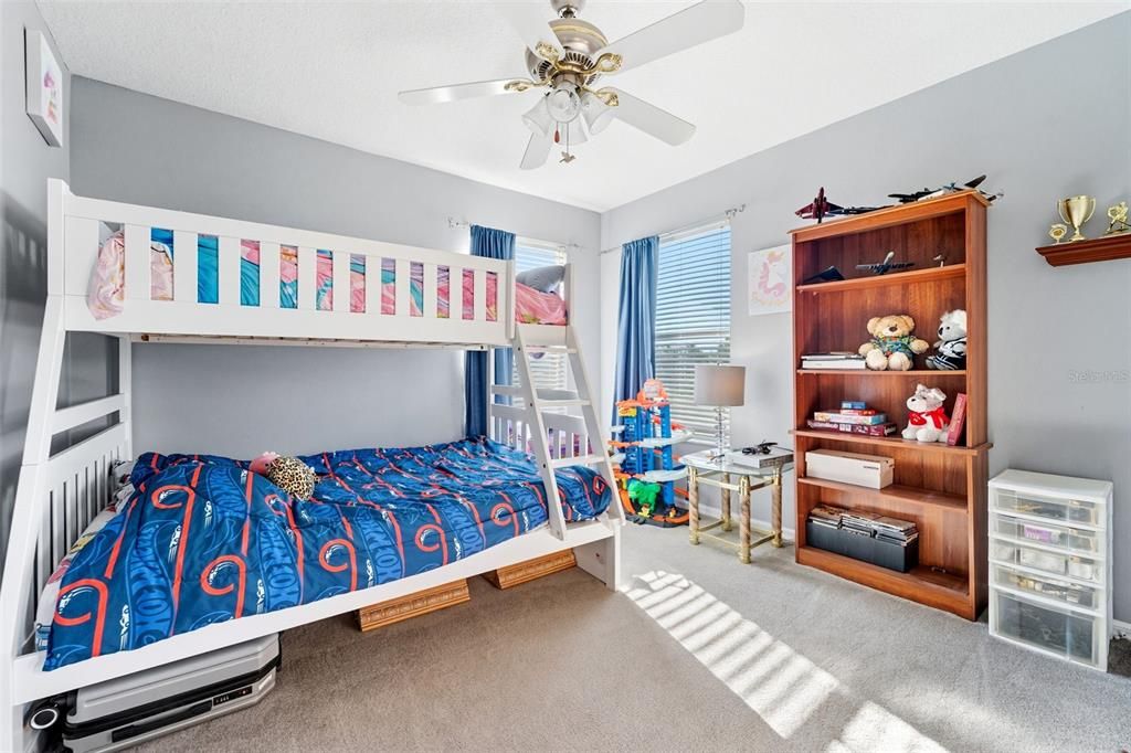 На продажу: $764,000 (4 спален, 3 ванн, 2950 Квадратных фут)