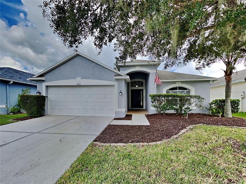 Recently Rented: $2,139 (3 beds, 2 baths, 1640 Square Feet)