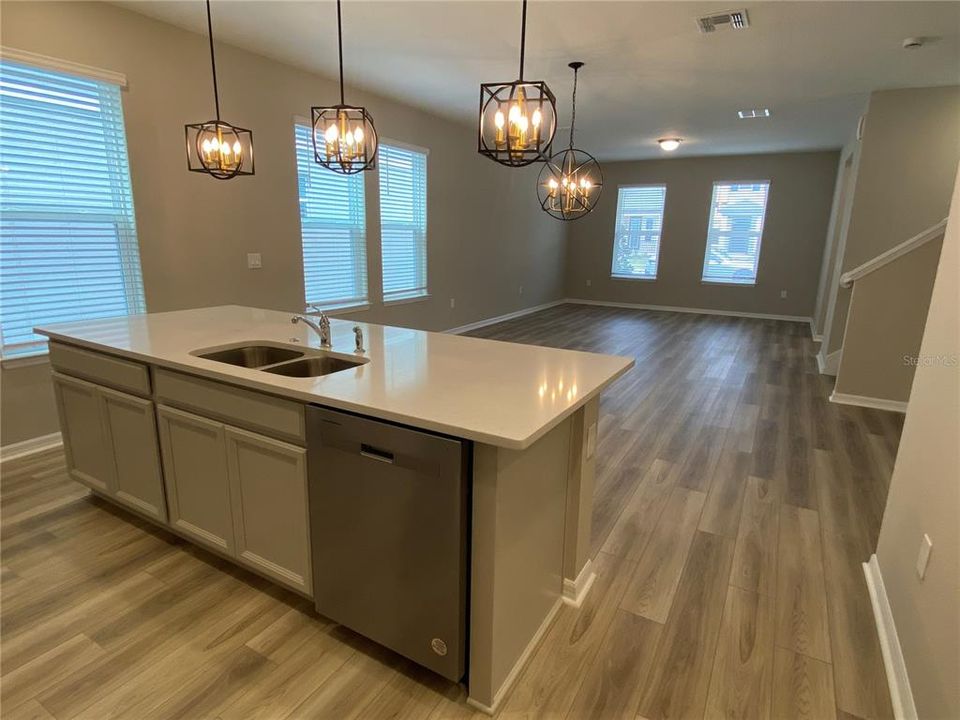 Active With Contract: $2,750 (4 beds, 2 baths, 2094 Square Feet)