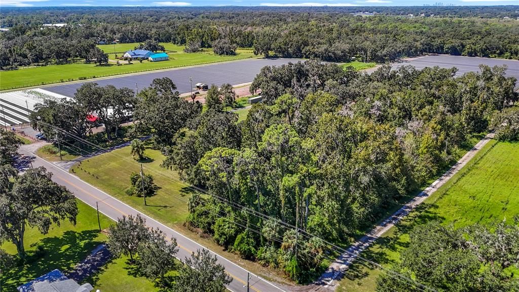 Activo con contrato: $129,900 (1.60 acres)