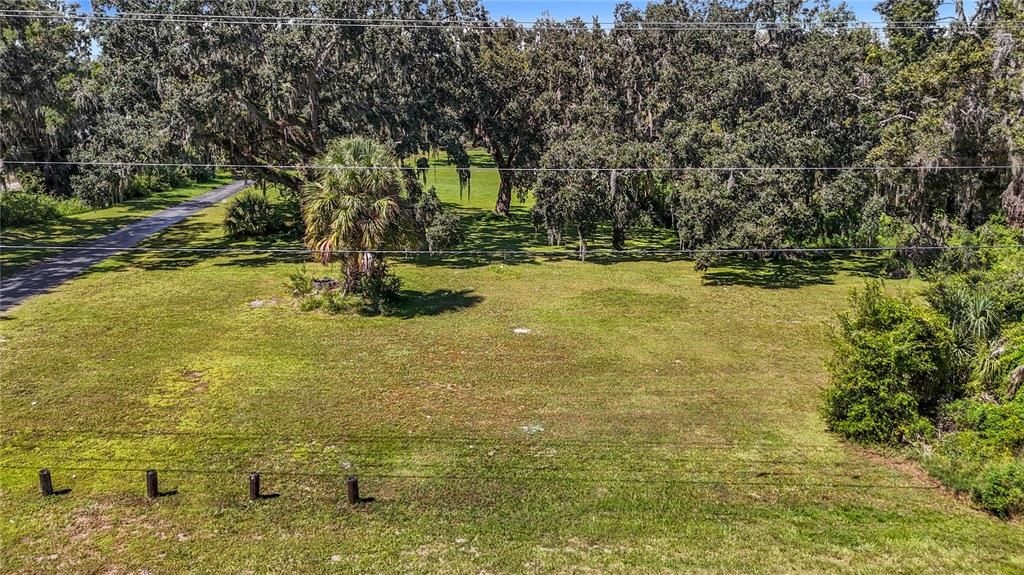 Activo con contrato: $129,900 (1.60 acres)