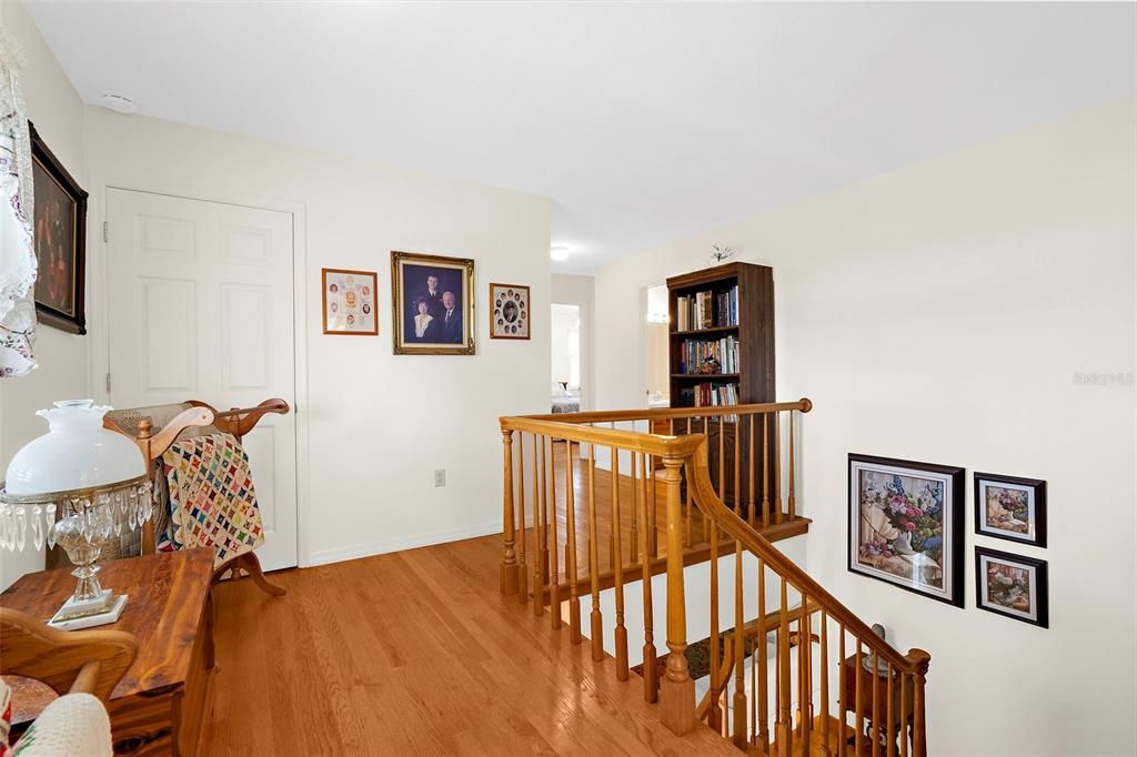 Под контрактом: $800,000 (4 спален, 3 ванн, 2705 Квадратных фут)