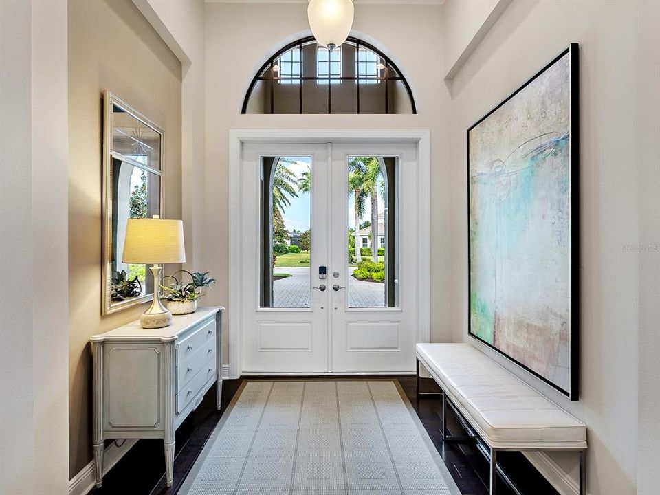 Под контрактом: $1,895,000 (3 спален, 3 ванн, 3667 Квадратных фут)