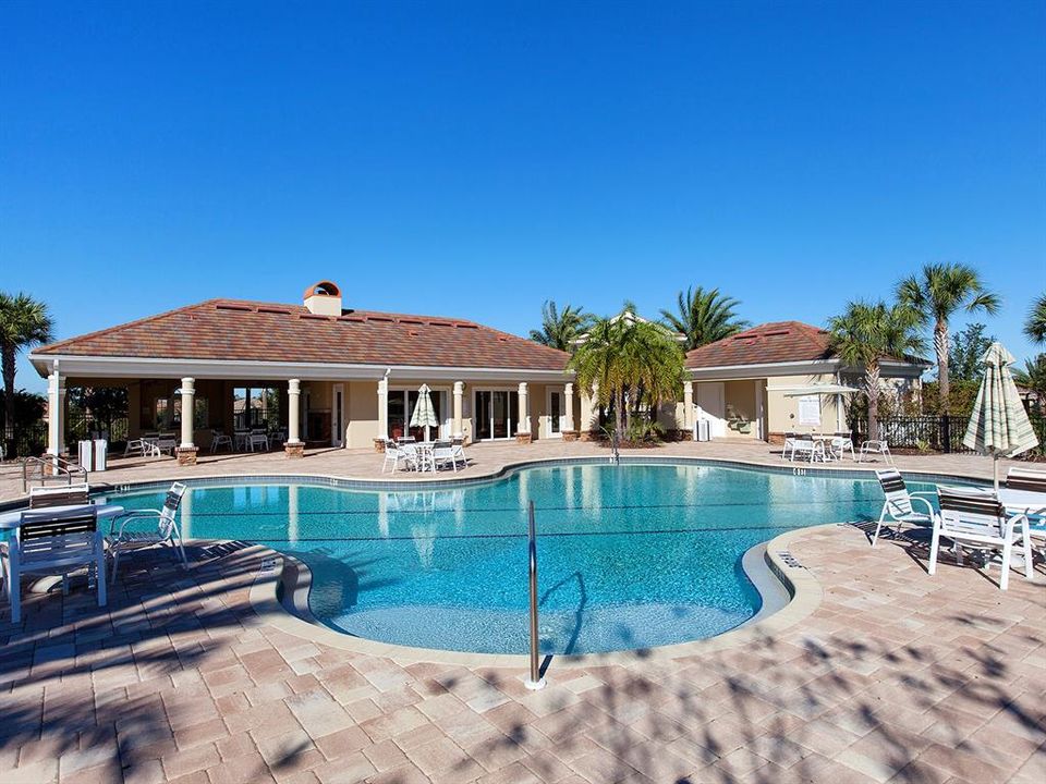 Под контрактом: $1,895,000 (3 спален, 3 ванн, 3667 Квадратных фут)