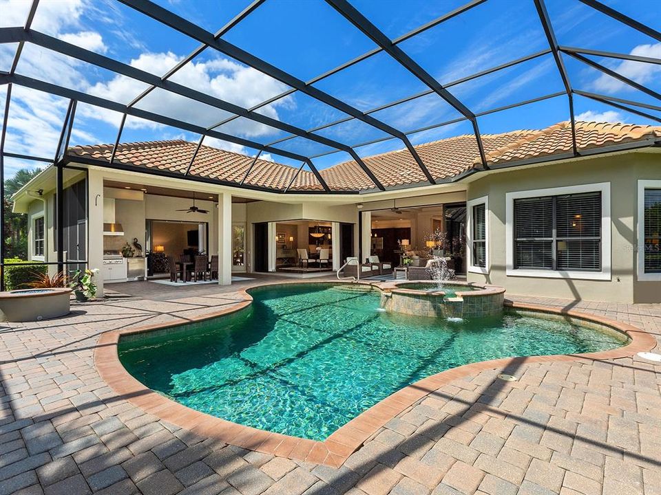 Под контрактом: $1,895,000 (3 спален, 3 ванн, 3667 Квадратных фут)