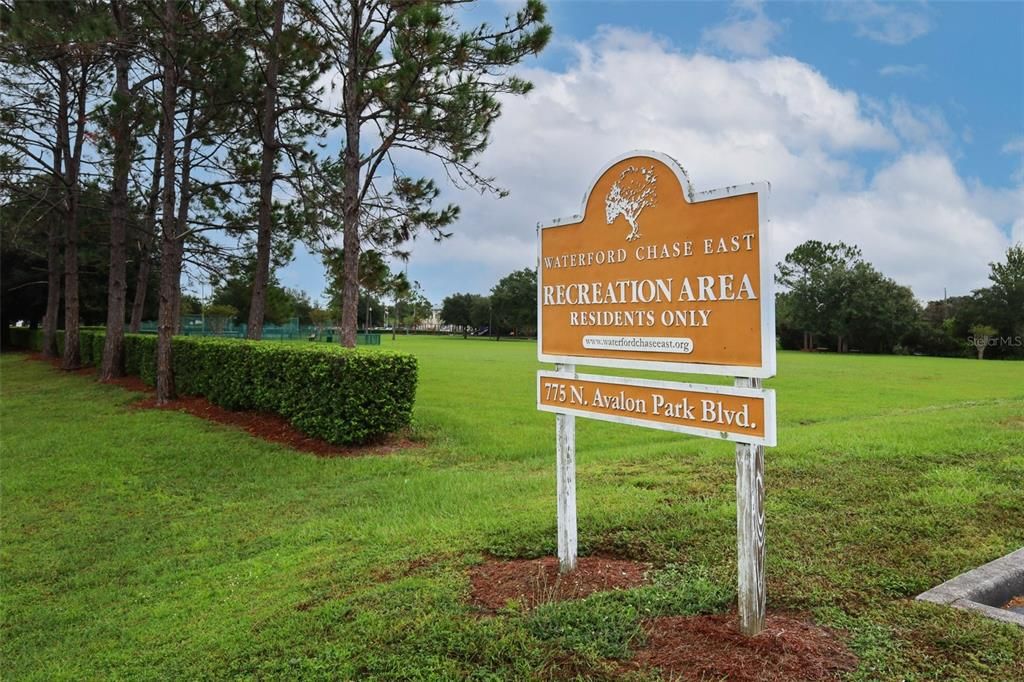 合同活跃: $419,000 (3 贝兹, 2 浴室, 1684 平方英尺)