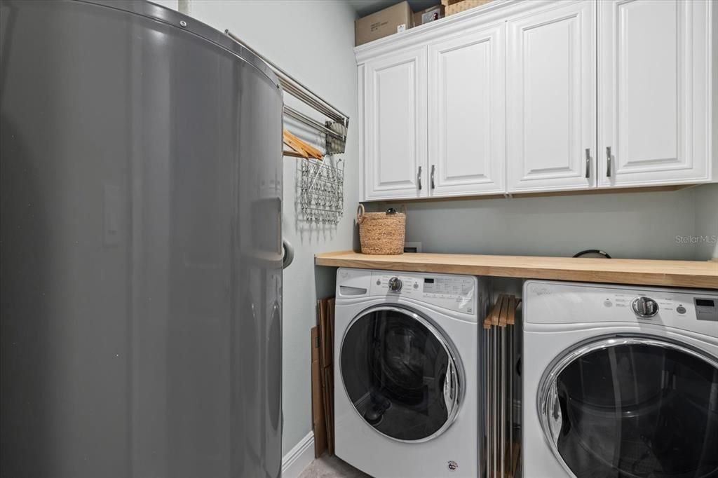 For Sale: $1,000,000 (2 beds, 2 baths, 1471 Square Feet)